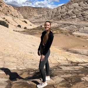 Meet your Posher, Emma